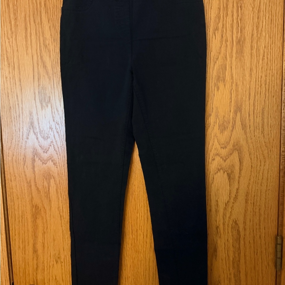 VENUS Classic Black Trousers